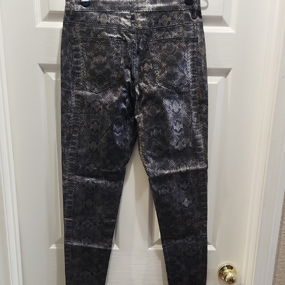 Snakeskin Pattern Jeans - Picture 4 of 6